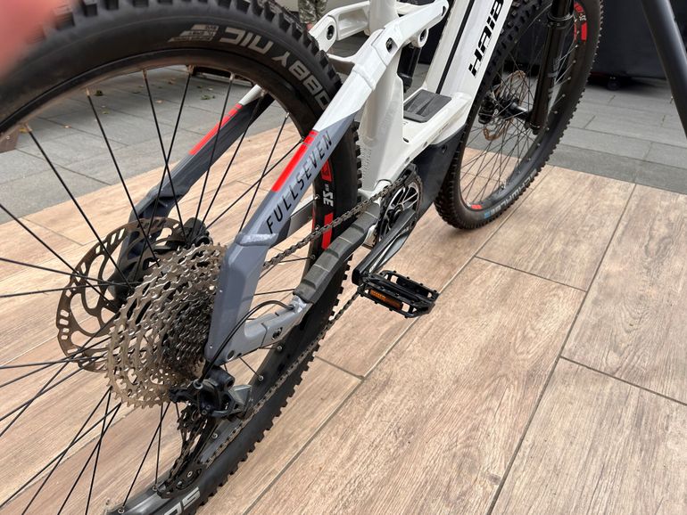 Used Haibike FullSeven 9 2021 2021 Mountainbike, White, 27.5 — image 3 of 4