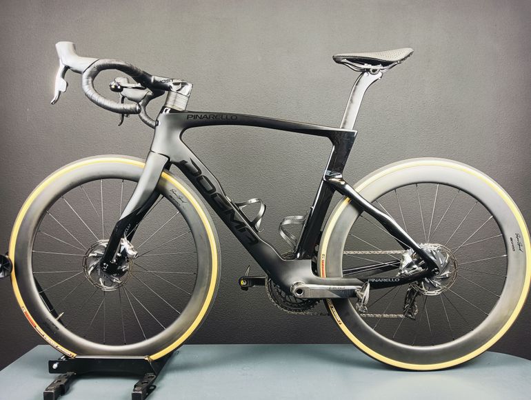 Brugt Pinarello Dogma SRAM Red eTap AXS 2022 Road & Gravel — billede 2 af 5