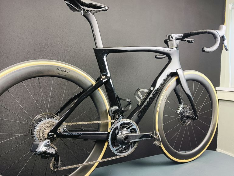Brugt Pinarello Dogma SRAM Red eTap AXS 2022 Road & Gravel — billede 3 af 5