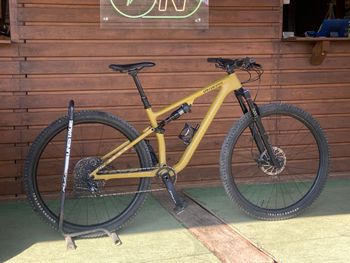 Used Specialized Epic SRAM NX Eagle 2023 Mountainbike, Orange — image 6 of 7