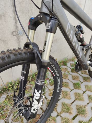 Used Canyon Torque 6 2016 Mountainbike, Light Gray — image 12 of 15