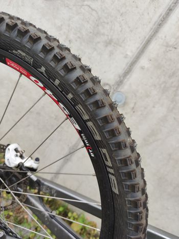 Used Canyon Torque 6 2016 Mountainbike — image 10 of 15