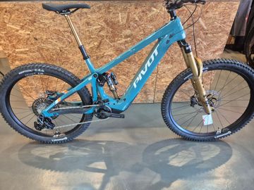 Gebrauchtes Pivot Shuttle LT 2025 Mountainbike, Grün — Bild 1 von 6