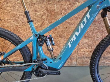 Gebrauchtes Pivot Shuttle LT 2025 Mountainbike, Grün — Bild 2 von 6