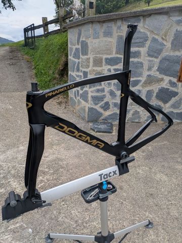 Tweedehands Pinarello Dogma Frameset 2023 Road & Gravel