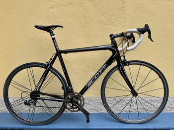 Used Scott Scott Addict Campa 2012 2012 Road & Gravel, Black — image 1 of 6