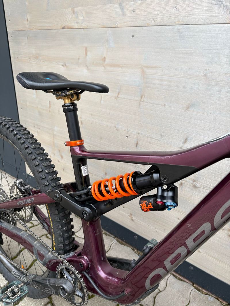 Gebrauchtes Orbea RALLON M-LTD 2022 2022 Mountainbike, Violett, 29 — Bild 3 von 14