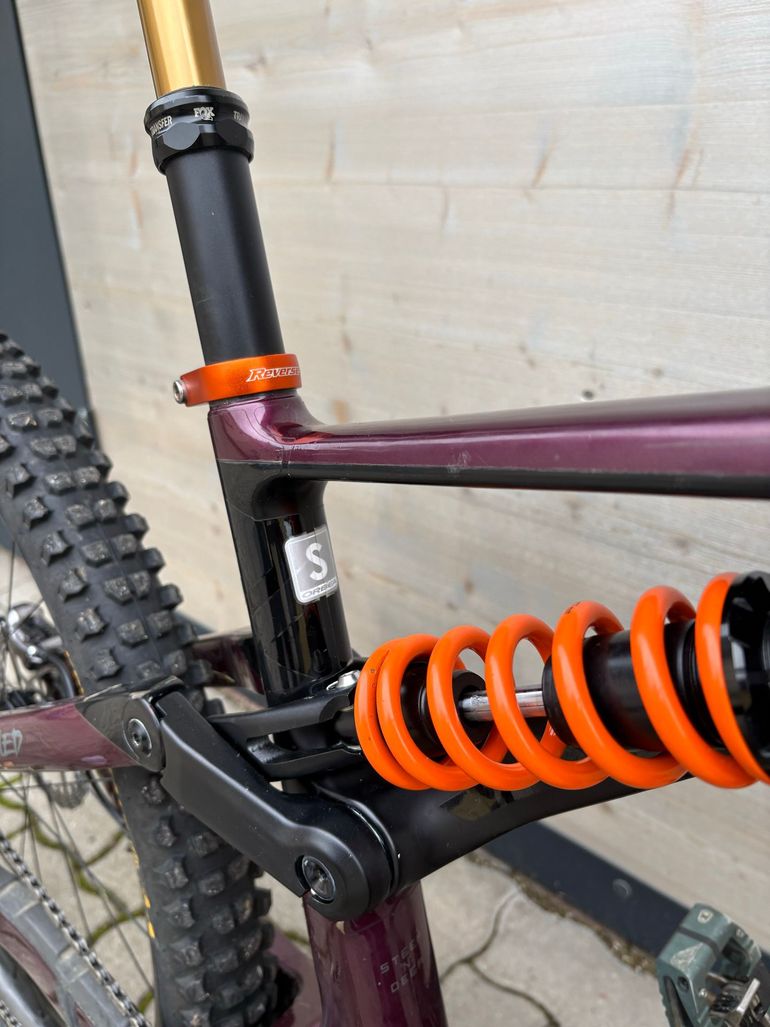 Used Orbea RALLON M-LTD 2022 2022 Mountainbike, Purple, 29 — image 6 of 14
