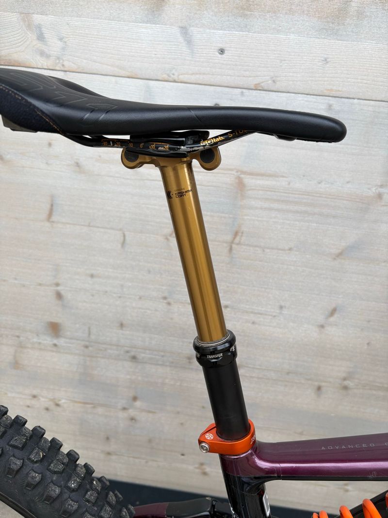 Gebrauchtes Orbea RALLON M-LTD 2022 2022 Mountainbike, Violett, 29 — Bild 7 von 14