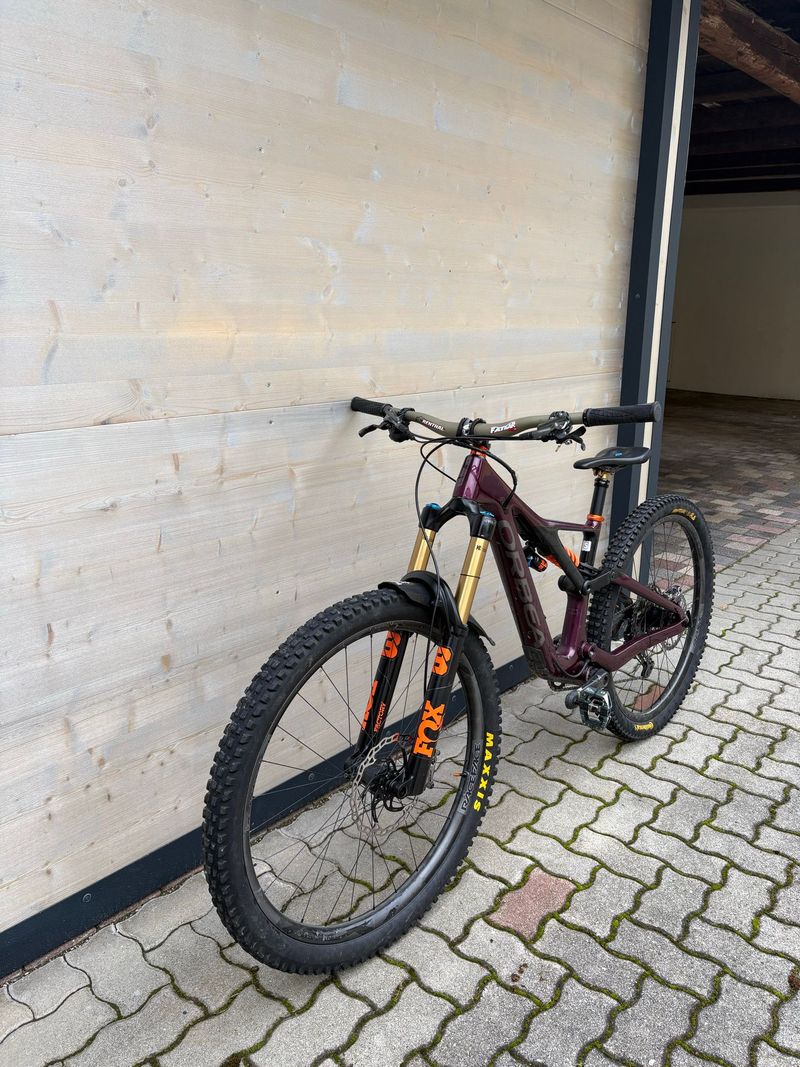 Gebrauchtes Orbea RALLON M-LTD 2022 2022 Mountainbike, Violett, 29 — Bild 12 von 14