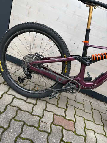 Gebrauchtes Orbea RALLON M-LTD 2022 2022 Mountainbike, Violett, 29 — Bild 5 von 14