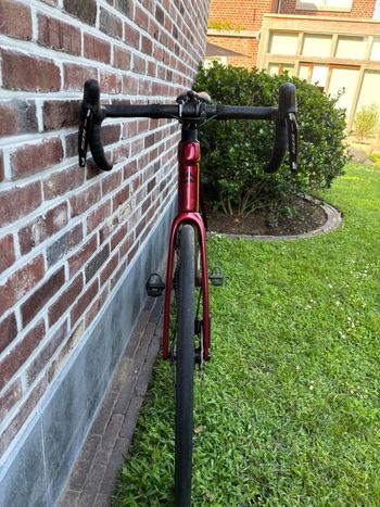 Used Merida SCULTURA ENDURANCE 6000 2024 2024 Road & Gravel, Red — image 3 of 6