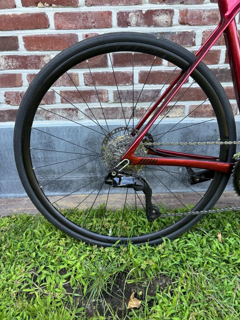 Used Merida SCULTURA ENDURANCE 6000 2024 2024 Road & Gravel, Red — image 5 of 6