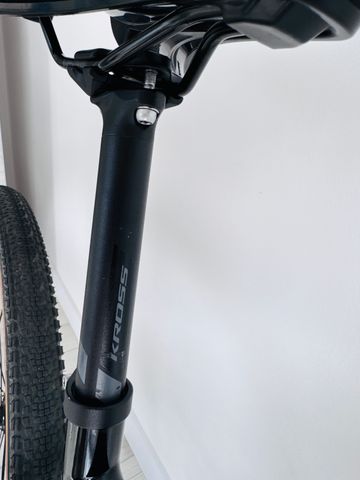 Used Kross 6.0 Gen 2 2024 2024 Road & Gravel, Black — image 11 of 13
