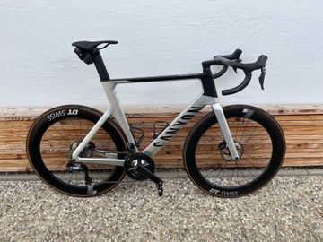 Brugt Canyon Aeroad CF SLX 8 Di2 2024 2024 Road & Gravel