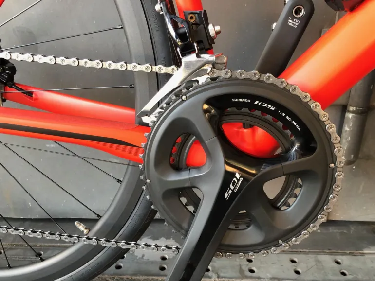 Used BMC Roadmachine 02 105 2017 Road & Gravel — image 5 of 12
