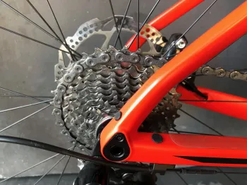 Used BMC Roadmachine 02 105 2017 Road & Gravel — image 4 of 12