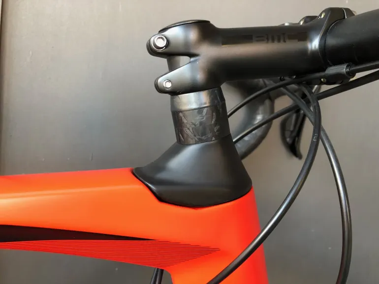 Used BMC Roadmachine 02 105 2017 Road & Gravel — image 9 of 12
