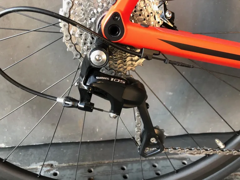 Used BMC Roadmachine 02 105 2017 Road & Gravel — image 6 of 12