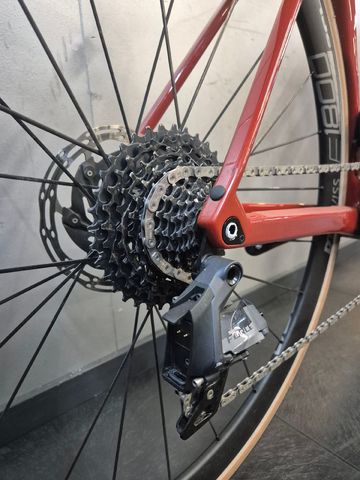 Used BMC Roadmachine ONE 2021 2021 Road & Gravel, Red — image 5 of 6