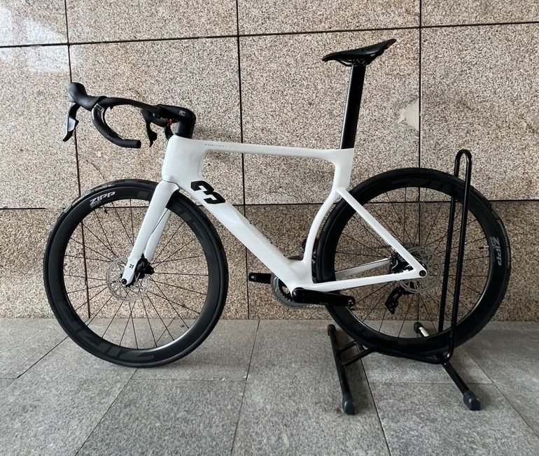 Zipp 303 3t Strada Due Team Road Frameset STRADA ITALIA ULTEGRA