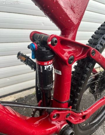 Used Trek Fuel EX 8 2020 2020 Mountainbike, Red, 27.5, 29 — image 5 of 7