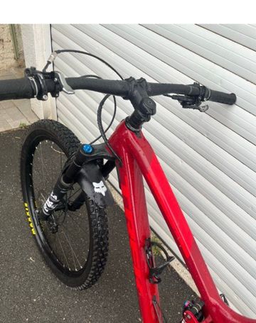 Used Trek Fuel EX 8 2020 2020 Mountainbike, Red, 27.5, 29 — image 3 of 7