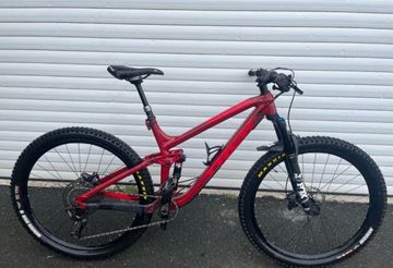 Used Trek Fuel EX 8 2020 2020 Mountainbike, Red, 27.5, 29 — image 1 of 7