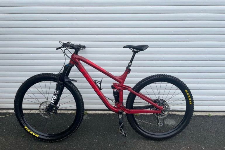Used Trek Fuel EX 8 2020 2020 Mountainbike, Red, 27.5, 29 — image 7 of 7