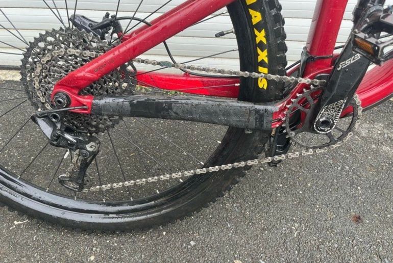 Used Trek Fuel EX 8 2020 2020 Mountainbike, Red, 27.5, 29 — image 4 of 7