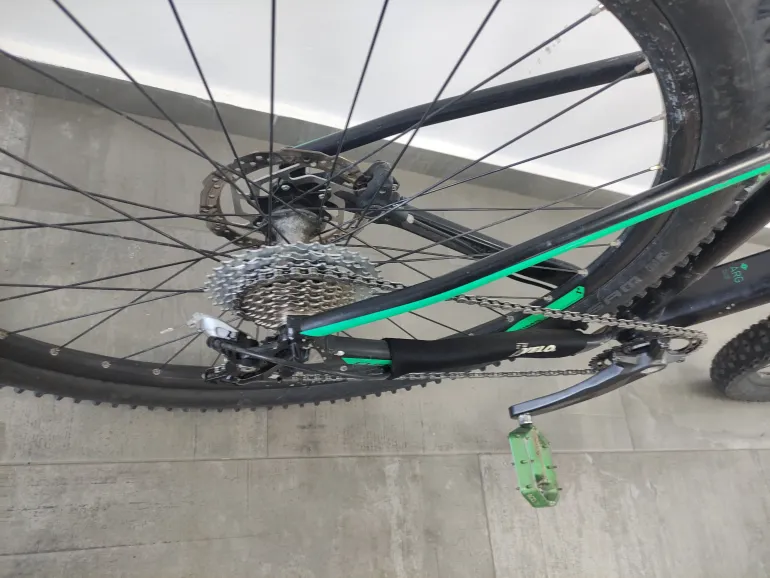 Used CUBE Attention CMPT 2016 Mountainbike, Verde — image 2 of 10