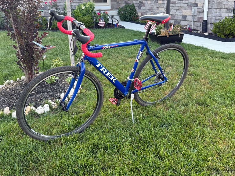 Used Trek Alpha XO1 SL 2001 Road & Gravel, Blue — image 1 of 12