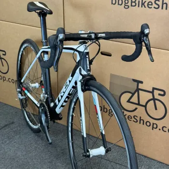 Used Trek Madone Shimano Ultegra 2013 Road & Gravel, Black — image 2 of 5
