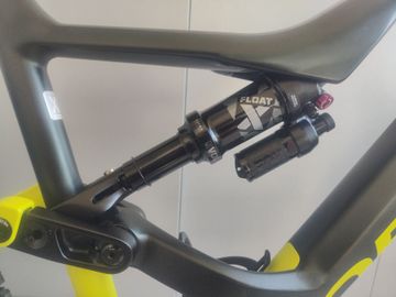 Orbea OCCAM H20 LT 2023 2023 Mountainbike usato, Nero — immagine 4 di 4