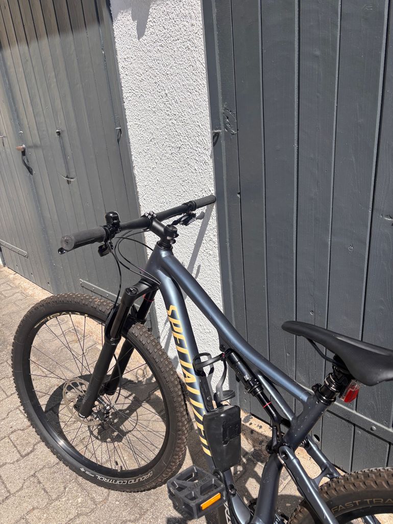 Used Specialized Men's Epic Comp 2018 2018 Mountainbike, Blue, 29 — image 3 of 13