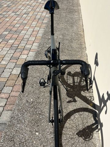 Used BMC Roadmachine 01 ONE 2021 2021 Road & Gravel, Light Gray — image 4 of 8