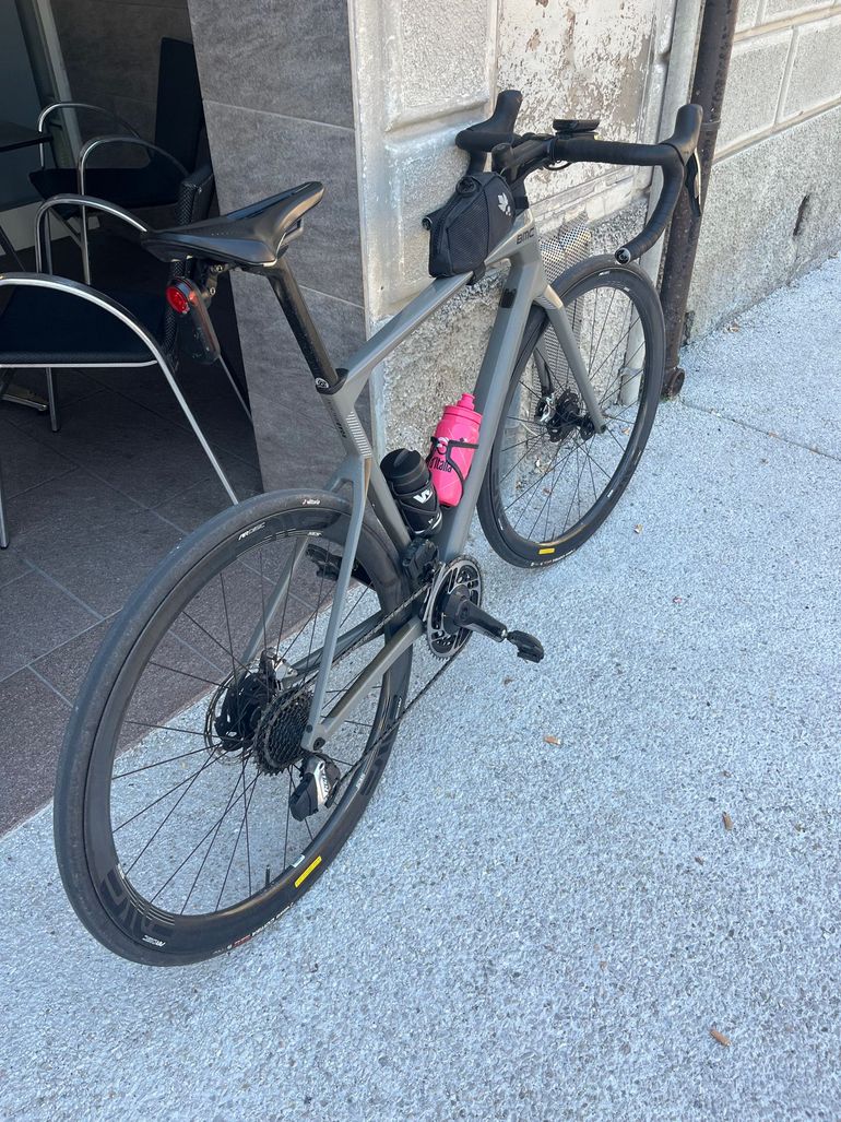 Used BMC Roadmachine 01 ONE 2021 2021 Road & Gravel — image 8 of 8