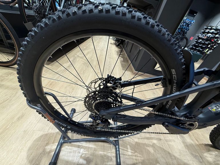 CUBE STEREO HYBRID ONE22, PRO 2025 2025 Mountainbike usato, Nero — immagine 3 di 6
