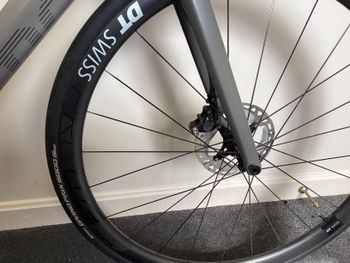 Used BMC 01 ONE Ultegra Di2 2021 Road & Gravel, Light Gray — image 7 of 9
