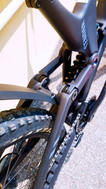 Used Canyon Sender SRAM X01 DH 2025 Mountainbike, Black — image 4 of 6