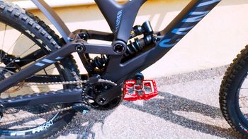 Used Canyon Sender SRAM X01 DH 2025 Mountainbike, Black — image 5 of 6