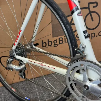 Used Trek Trek 5200 OCLV Carbon Fiber Vintage Road Bike 1997 1997 Road & Gravel, White — image 3 of 5