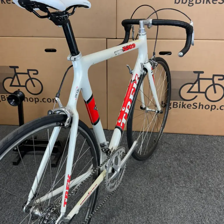 Used Trek Trek 5200 OCLV Carbon Fiber Vintage Road Bike 1997 1997 Road & Gravel, White — image 4 of 5