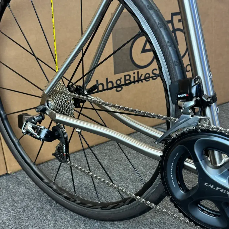 Used Seven Cycles Seven Cycles Axiom SG Titanium 3AL/2.5V  50cm 2016 Road & Gravel, Light Gray — image 3 of 5