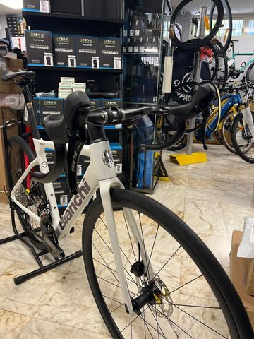 Brugt Bianchi Sprint 105 2025 2025 Road & Gravel — billede 6 af 6