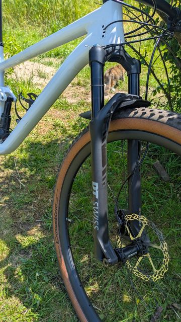 Tweedehands Carbonda FM936 2024 Mountainbike — afbeelding 2 van 5