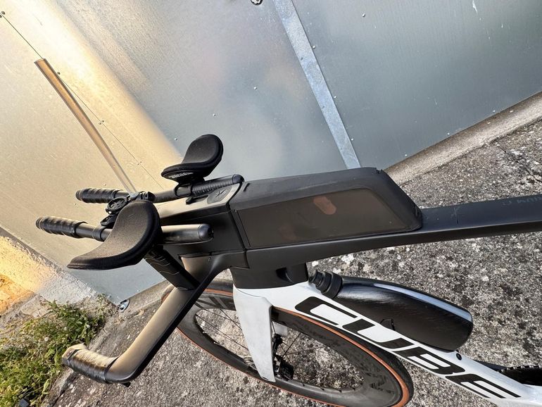 Used CUBE AERIUM C:68 TT, SLX LOW 2024 2024 Road & Gravel, White — image 11 of 12