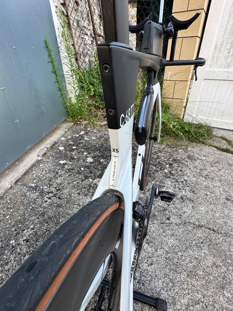 Used CUBE AERIUM C:68 TT, SLX LOW 2024 2024 Road & Gravel, White — image 4 of 12