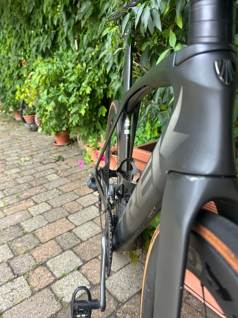 Used Trek Madone SLR 7 eTap Gen 6 2021 2021 Road & Gravel