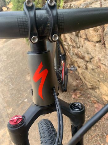 Used Specialized Men's Epic Hardtail Expert 2018 2018 Mountainbike — image 21 of 23